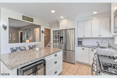 410 Walnut Ave, Cranford Township, NJ 07016 - Photo 3