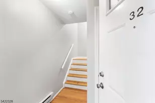 32 Pasture Ct, Roxbury Township, NJ 07852 - Photo 23