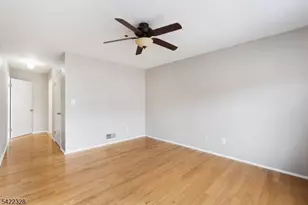 32 Pasture Ct, Roxbury Township, NJ 07852 - Photo 13