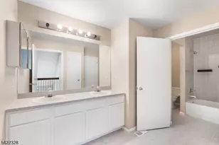 32 Pasture Ct, Roxbury Township, NJ 07852 - Photo 21