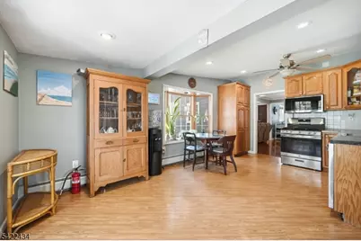 96 Carey Ave, Butler, NJ 07405 - Photo 13