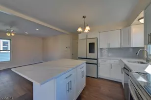 90 Dewey St, Bloomfield, NJ 07003 - Photo 9