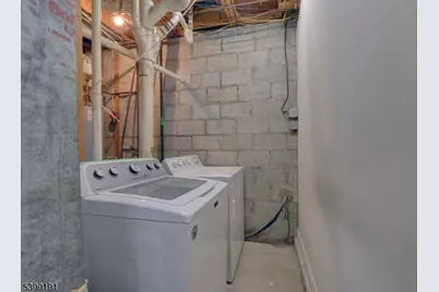 90 Dewey St, Bloomfield, NJ 07003 - Photo 31