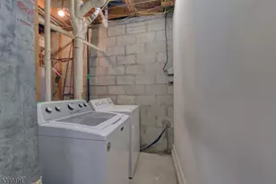 90 Dewey St, Bloomfield, NJ 07003 - Photo 31