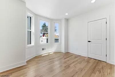 304 Delawanna Ave, Clifton, NJ 07014 - Photo 7