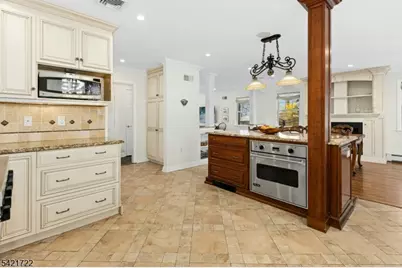 1100 Heckel Dr, Mountainside, NJ 07092 - Photo 13