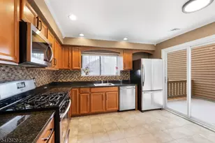 20 Powderhorn Dr, Rockaway Township, NJ 07866 - Photo 9