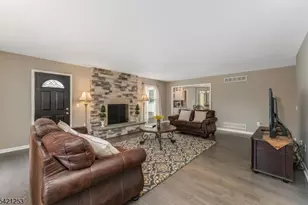 11 Wilson Way, Raritan Township, NJ 08551 - Photo 7