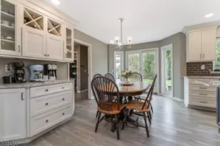 11 Wilson Way, Raritan Township, NJ 08551 - Photo 3