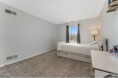 11 Wilson Way, Raritan Township, NJ 08551 - Photo 25