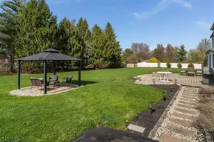 11 Wilson Way, Raritan Township, NJ 08551 - Photo 35