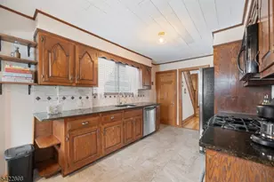 169 Oakridge Ave, Nutley, NJ 07110 - Photo 15