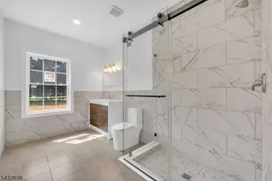 210 Corliss Ave, Phillipsburg, NJ 08865 - Photo 11