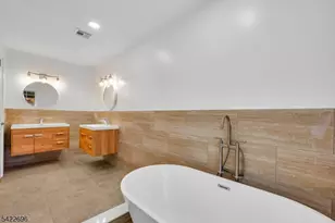 210 Corliss Ave, Phillipsburg, NJ 08865 - Photo 23