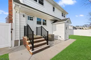 124 Dunbar Ave, Woodbridge Township, NJ 08863 - Photo 33