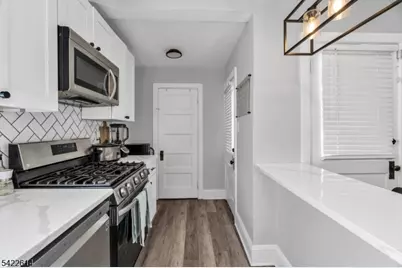 80 Henderson St, Phillipsburg, NJ 08865 - Photo 5