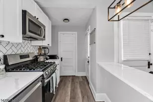 80 Henderson St, Phillipsburg, NJ 08865 - Photo 5