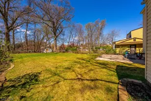 1322 Shetland Dr, Union Township, NJ 07083 - Photo 21