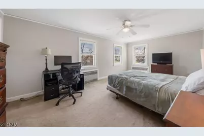 1322 Shetland Dr, Union Township, NJ 07083 - Photo 13