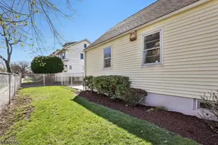 43 Rhode Island Ave, East Orange, NJ 07018 - Photo 37