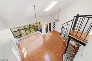 8 Augusta Dr, Vernon, NJ 07462 - Photo 1