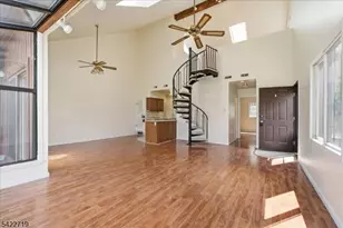 8 Augusta Dr, Vernon, NJ 07462 - Photo 3