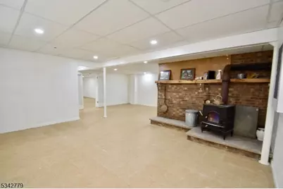 38 Notch Rd, Jefferson Township, NJ 07438 - Photo 17