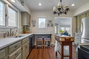 33 Holland Ave, Peapack Gladstone Boro, NJ 07977 - Photo 11