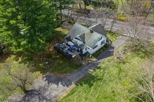 33 Holland Ave, Peapack Gladstone Boro, NJ 07977 - Photo 27