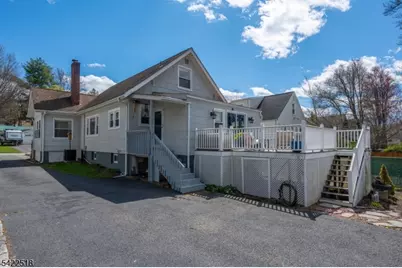 19 Bond Pl, West Caldwell, NJ 07006 - Photo 33