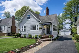 19 Bond Pl, West Caldwell, NJ 07006 - Photo 1