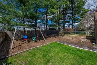 19 Bond Pl, West Caldwell, NJ 07006 - Photo 31