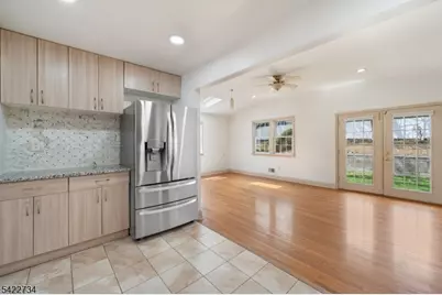 22 Cottage Ln, Clifton, NJ 07012 - Photo 7