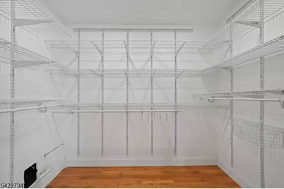 22 Cottage Ln, Clifton, NJ 07012 - Photo 17