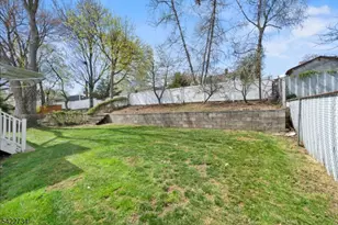 22 Cottage Ln, Clifton, NJ 07012 - Photo 25