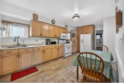 247 Malcolm Ave, Garfield, NJ 07026 - Photo 23