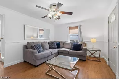 238 Bradford Ave, Linden, NJ 07036 - Photo 3