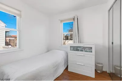 238 Bradford Ave, Linden, NJ 07036 - Photo 9