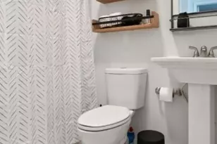 42A Triumph Ct, East Rutherford, NJ 07073 - Photo 17