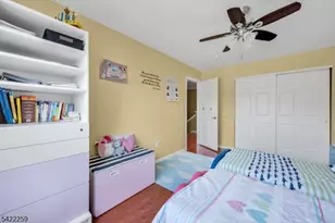 17 Gordon Cir, Parsippany, NJ 07054 - Photo 15