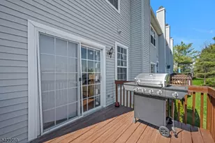 17 Gordon Cir, Parsippany, NJ 07054 - Photo 23