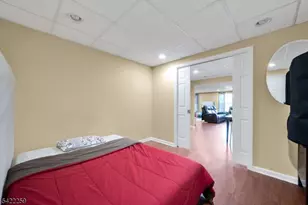 17 Gordon Cir, Parsippany, NJ 07054 - Photo 21