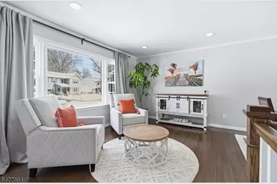 62 Forest Ave, Berkeley Heights Township, NJ 07922 - Photo 5