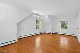 18 Mountainside Dr, Wayne, NJ 07470 - Photo 31