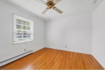 18 Mountainside Dr, Wayne, NJ 07470 - Photo 19