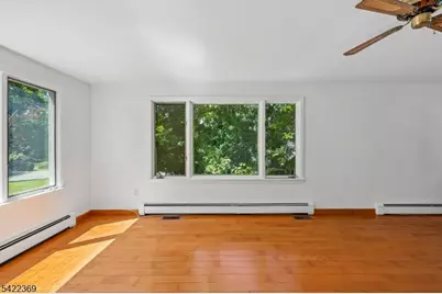 18 Mountainside Dr, Wayne, NJ 07470 - Photo 15
