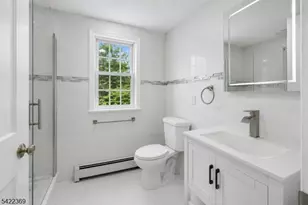 18 Mountainside Dr, Wayne, NJ 07470 - Photo 27