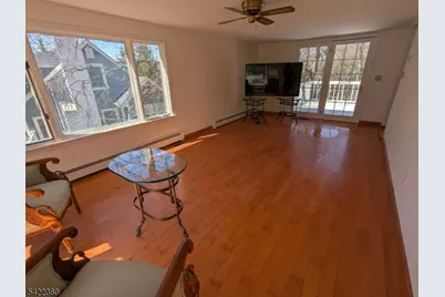 18 Mountainside Dr, Wayne, NJ 07470 - Photo 9