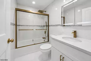 18 Mountainside Dr, Wayne, NJ 07470 - Photo 17