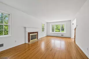 18 Mountainside Dr, Wayne, NJ 07470 - Photo 5